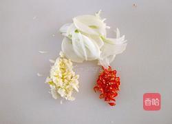 凉拌陈醋苦菊花生米的做法图解5