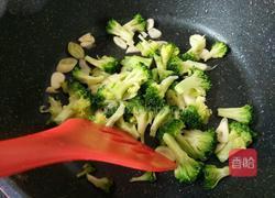 清炒西兰花的做法图解7