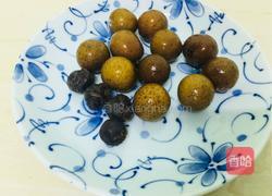 桂圆鱼胶排骨汤的做法图解3