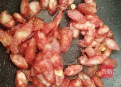 荷兰豆炒腊肠的做法图解5