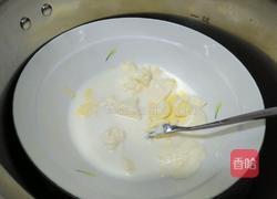 乳酪戚风蛋糕的做法图解2