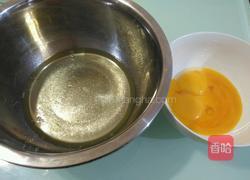 乳酪戚风蛋糕的做法图解4