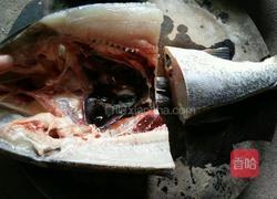 小番茄蘑菇花鲢鱼头汤的做法图解1