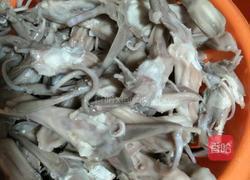 红烧鸭舌的做法图解1