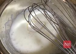 戚风蛋糕的做法图解5