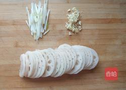 凉拌藕片的做法图解2