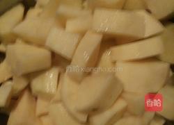 土豆烧鸽子的做法图解3