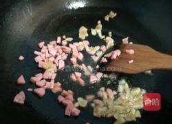 荷兰豆火腿蛋炒饭的做法图解5