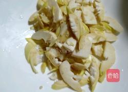 腊肠炒春笋的做法图解5