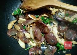 腊肠炒春笋的做法图解10