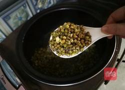 绿豆麻薯奶酪黑麦包的做法图解3