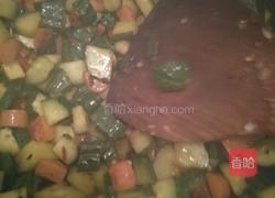 火腿肠炒青瓜的做法图解5