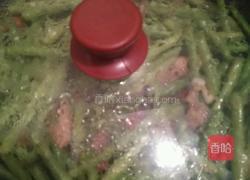 瘦肉炒豆角的做法图解8