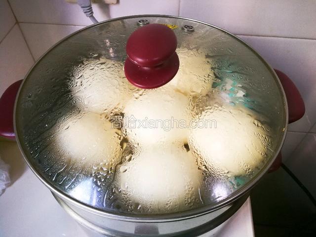 水开蒸二十分钟焖三分钟就熟了