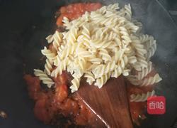 茄汁螺旋意面的做法图解10