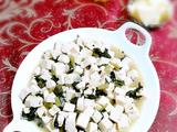 茼蒿小豆腐的做法[图]