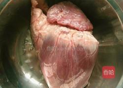 四神猪心汤的做法图解2