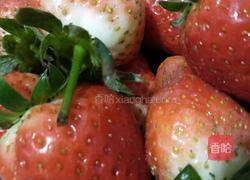 草莓圣诞老人的做法图解1