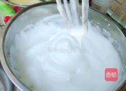 拉花戚风蛋糕的做法图解8