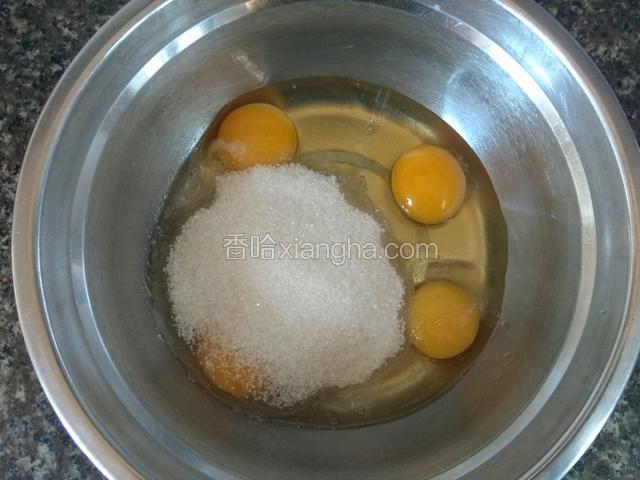 加入白糖，香草精