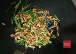 韮菜炒河虾的做法图解6