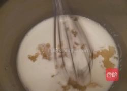 抹茶渐变慕斯的做法图解2