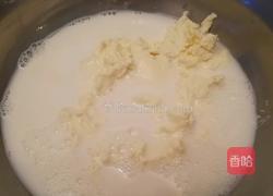 抹茶渐变慕斯的做法图解3