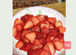 草莓?千层蛋糕的做法图解4