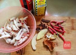 麻辣鸡爪爪的做法图解1