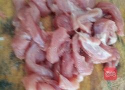 山药炒肉丝的做法图解1