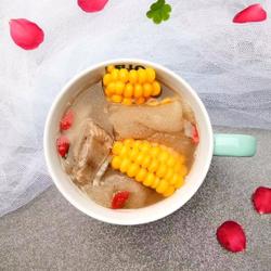 竹荪玉米排骨汤的做法[图]