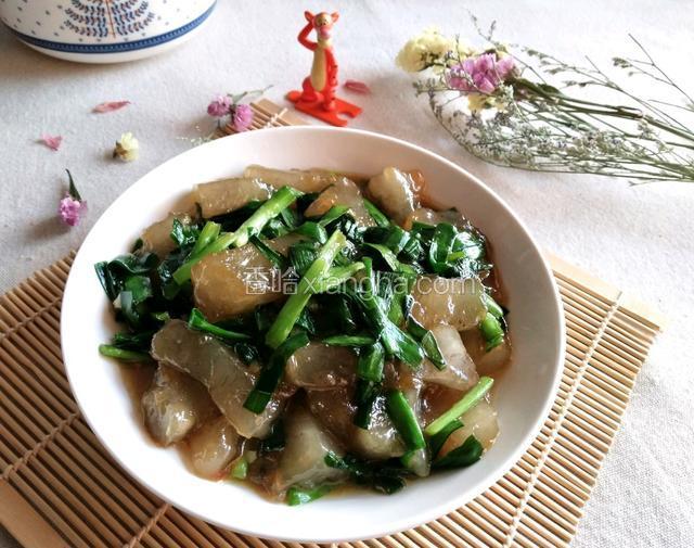 韭菜炒焖子