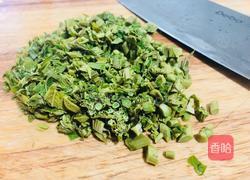 香椿芽煎鸡蛋的做法图解4