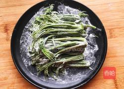 炸香椿鱼的做法图解5