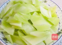 清炒莴笋的做法图解1