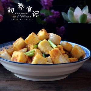 蒜苔炒馒头丁