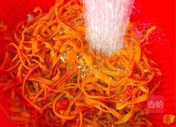 莲藕虫草花龙骨汤的做法图解4