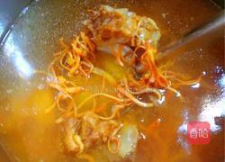 莲藕虫草花龙骨汤的做法图解9