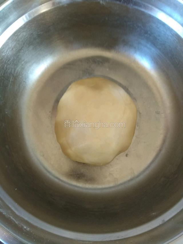 揉成较软的面团