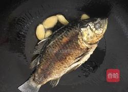 豆腐鲫鱼汤的做法图解2