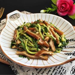 猪耳朵拌黄瓜的做法[图]