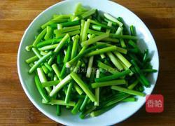 蒜苔肉丝的做法图解2