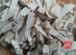 香椿拌豆腐的做法图解2