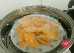 南瓜豆沙芝麻饼的做法图解1