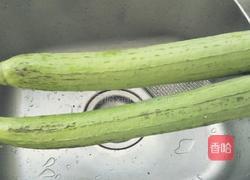 丝瓜鸡蛋的做法图解1