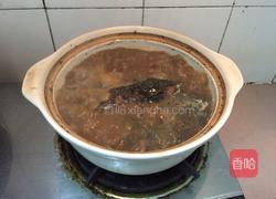 棉茵陈鲫鱼汤的做法图解7