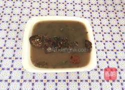 棉茵陈鲫鱼汤的做法图解8