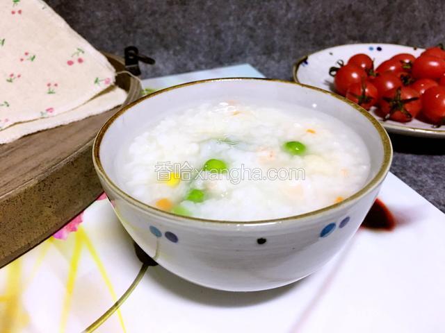 磷虾时蔬砂锅粥