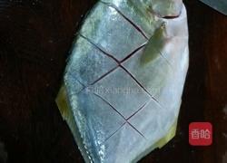 清蒸鲳鱼的做法图解1