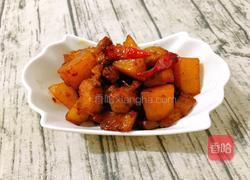 红烧肉炖土豆的做法图解1